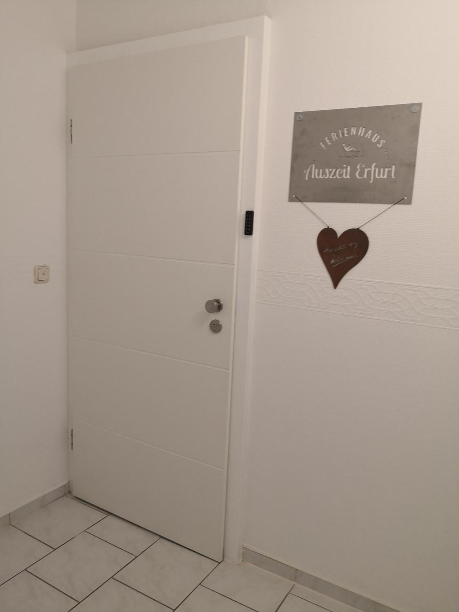 Auszeit2 Erfurt - Stilvolle Dachwohnung Mit Parkplatz - Zentrumsnah 외부 사진