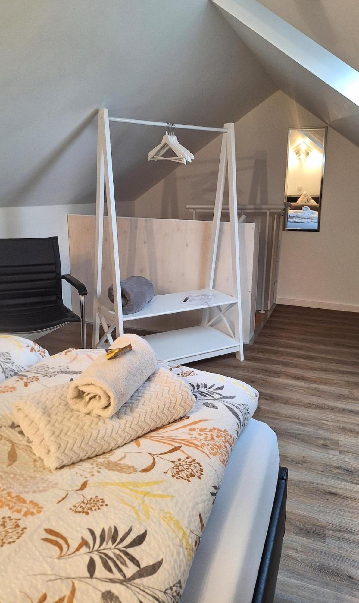 Auszeit2 Erfurt - Stilvolle Dachwohnung Mit Parkplatz - Zentrumsnah 외부 사진